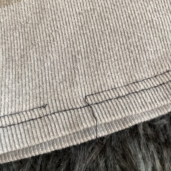 Grey striped ribbed tank top - Picture 9 of 17